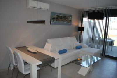 Topplägenhet i Oasis Beach Punta Prima 8 Nº 030 in España Casas